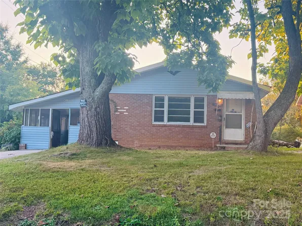 401 Glenwood Ave, Lancaster, SC 29720