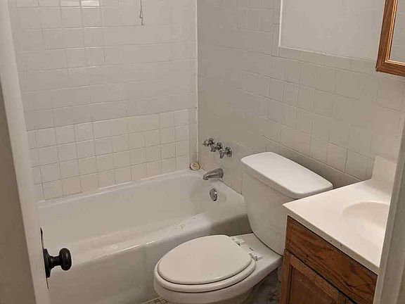 5th image of 1510 County Road B E #1512-303
