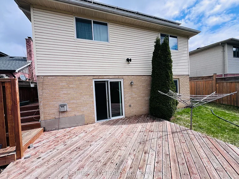 1279 Aldersbrook Rd — Photo 40