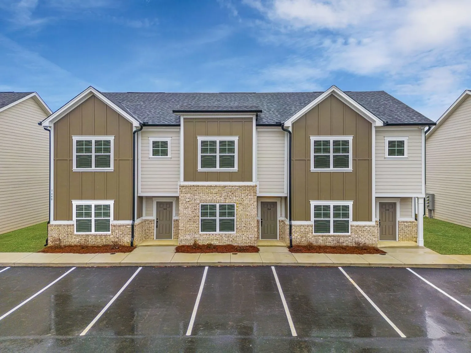 Edgewood by Callio Properties — Photo 2