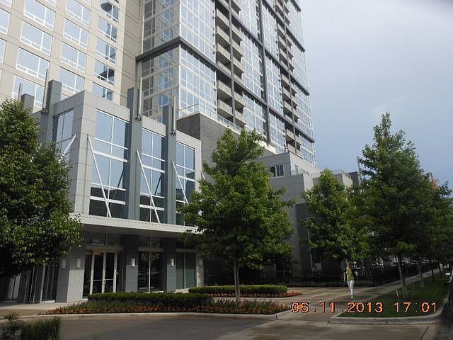 1st image of 1841 S Calumet Ave APT 1409