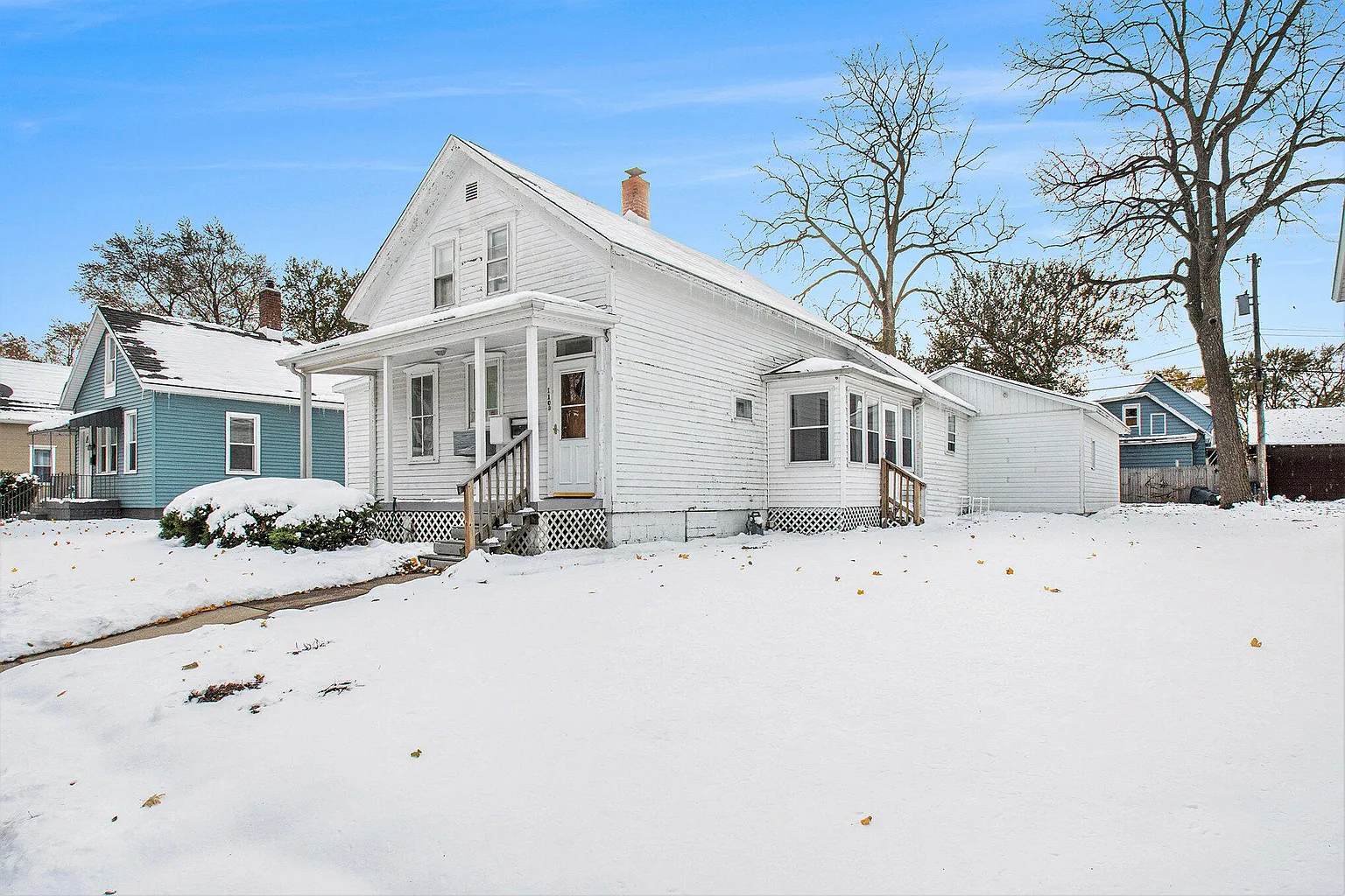 1109 Manhattan St photo 1