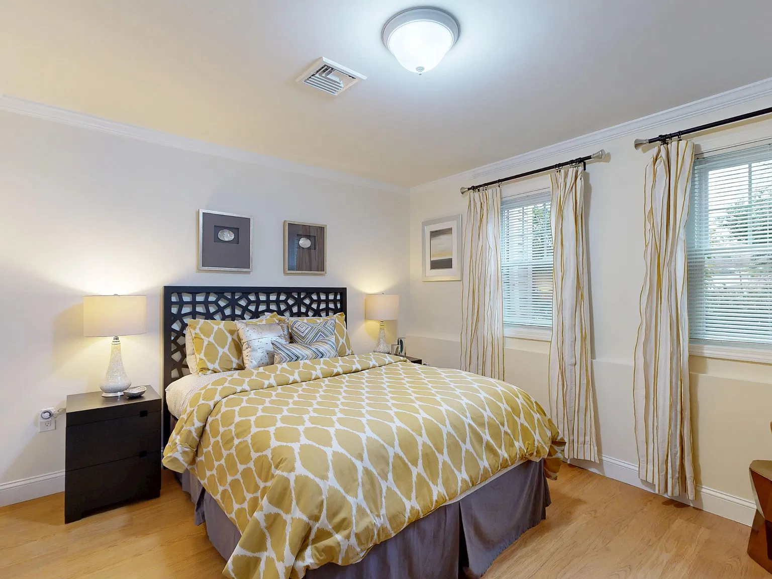 2 bed, 1255 sqft, $2,755 — Photo 3