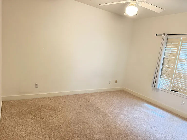 1412 Castle Ct #A — Photo 12