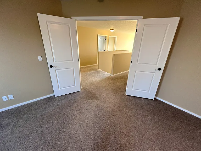 4605 W Magrath Dr — Photo 61