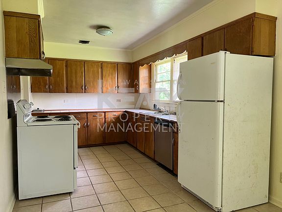 4th image of 205 Lana Dr