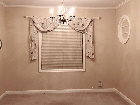 3rd image of 14 Macdonald Ave
