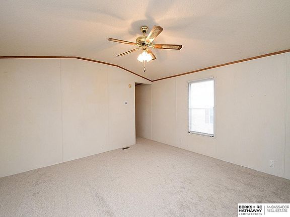 5th image of 6916 N 107th Ct #252