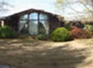 131 3rd St NE, Hildebran, NC 28637