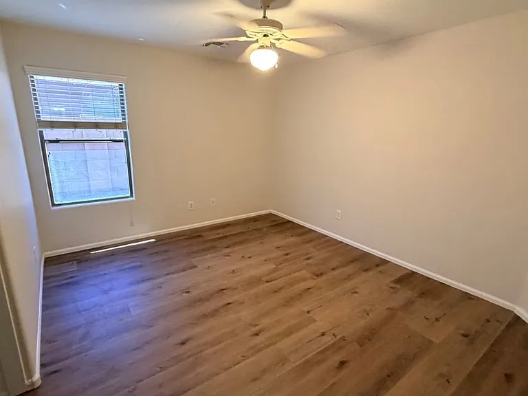42376 W Chisholm Dr — Photo 14