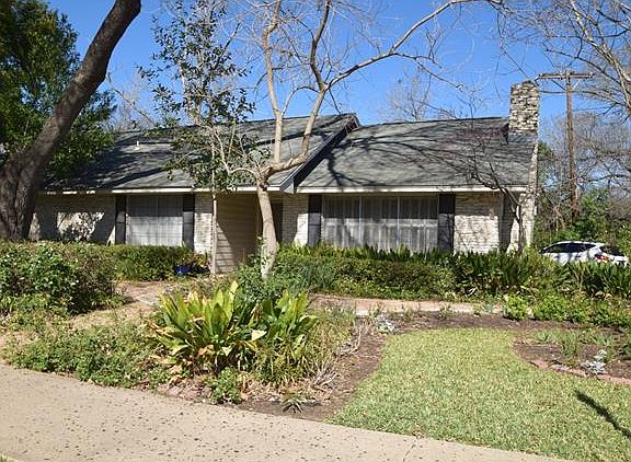 2nd image of 6705 Shoal Creek Blvd