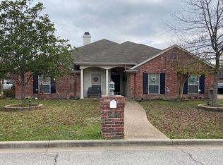 820 Pawnee Trl, Hewitt, TX 76643