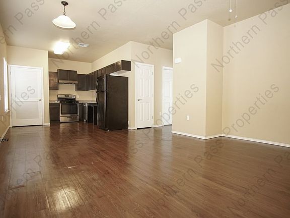 3rd image of 8685 N Loop Dr #1