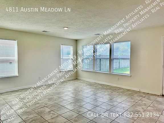 4th image of 4811 Austin Meadow Ln