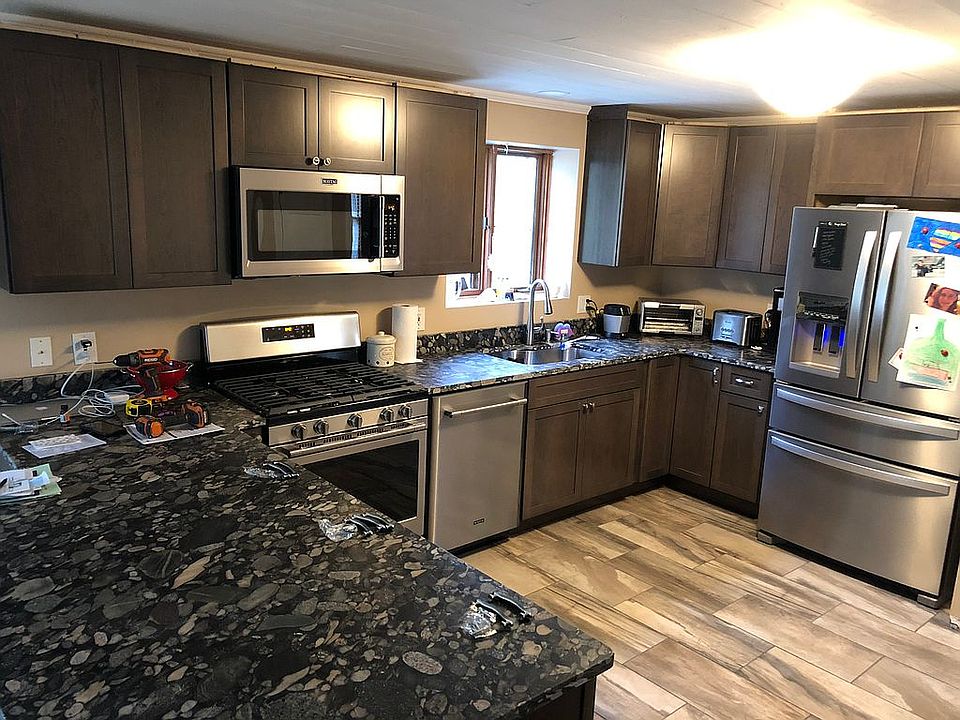 2nd image of 49 Tasmania Dr