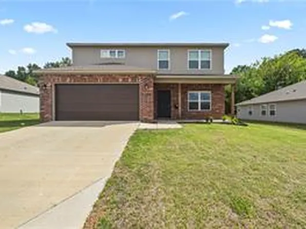 2765 W Emil Dr, Elkins, AR 72727