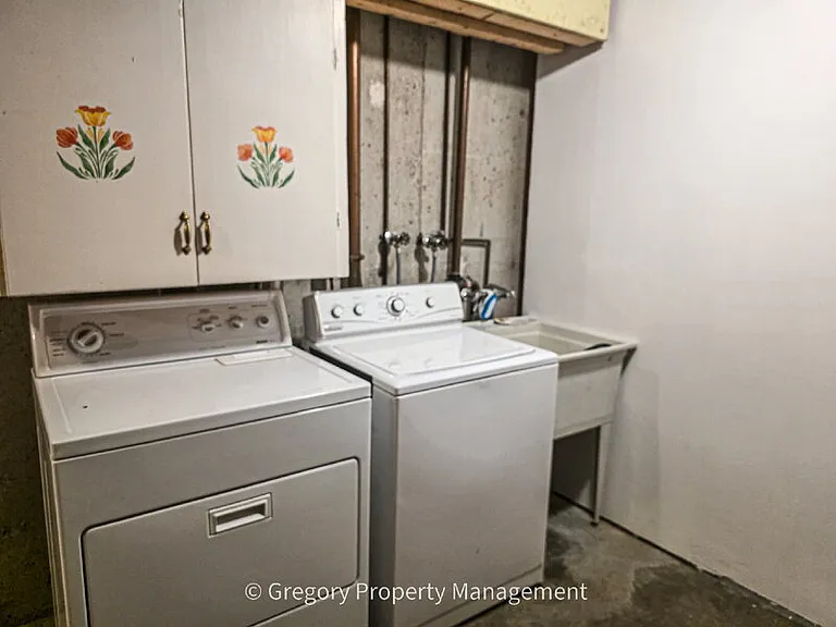 4908 Dogwood Dr — Photo 17