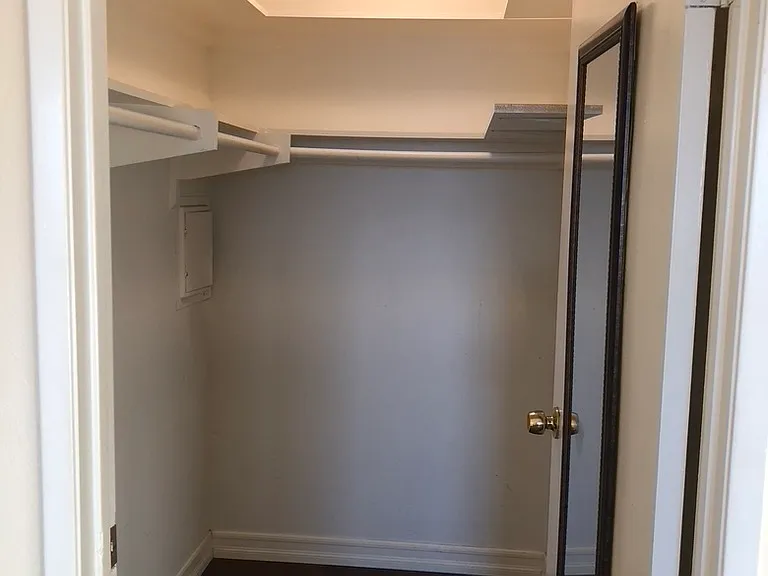 5828 Riley St — Photo 12