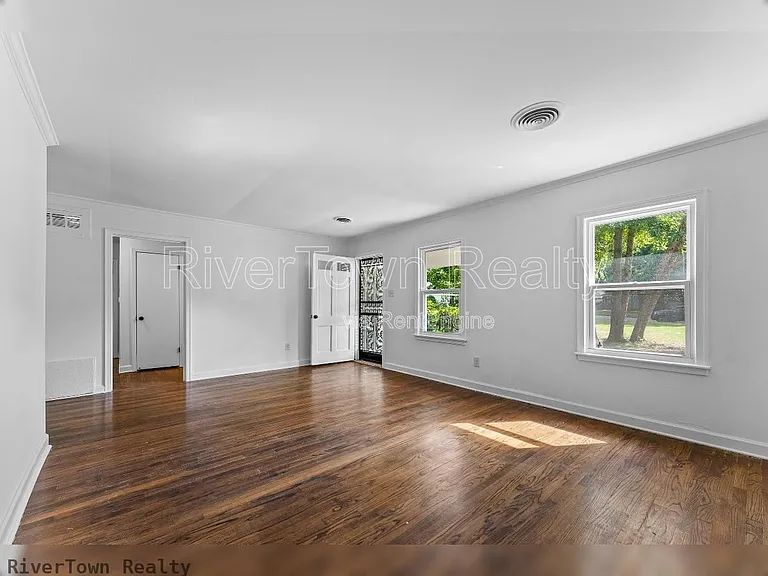 810 Indian Dr — Photo 22