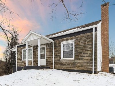 2020 Brodhead Rd, Aliquippa, PA, 15001