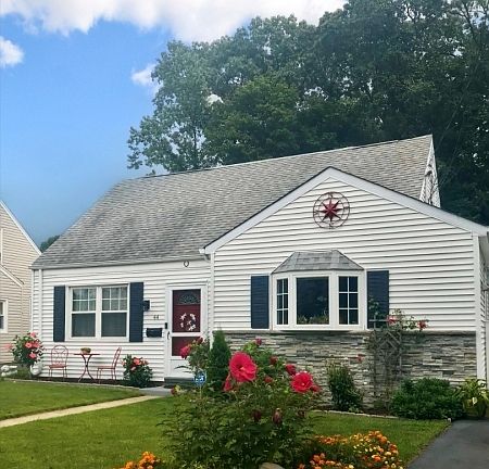 2nd image of 44 Kaywin Ave