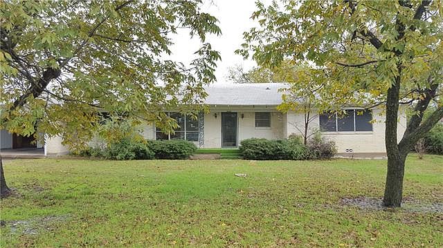 1st image of 2606 1st St