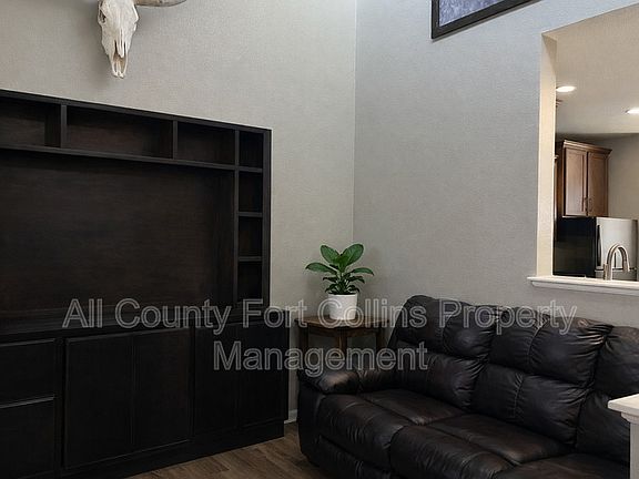 3rd image of 1659 Chelmsford Ct