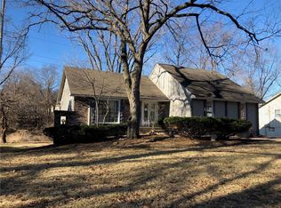 6012 Woodside Ave, Kansas City, MO 64133
