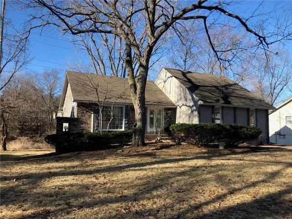 6012 Woodside Ave, Kansas City, MO 64133