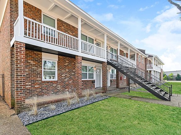 4th image of 160 Hayden Pl