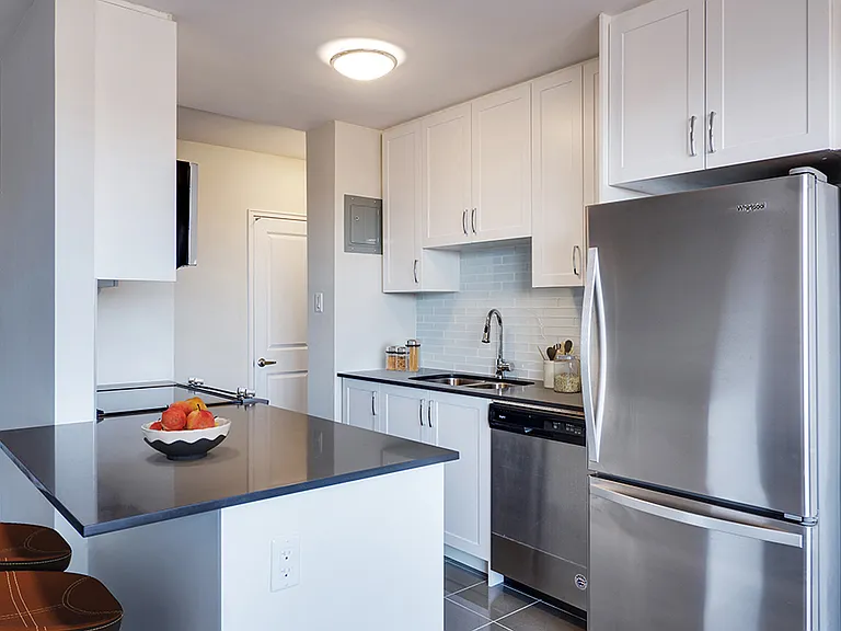 6 Brybeck Cres — Photo 4