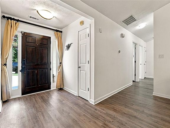 4th image of 3535 Ennfield Ln