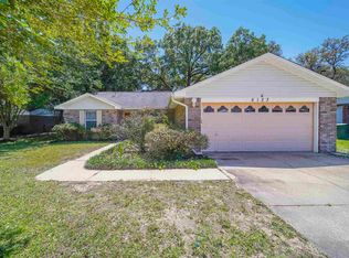 6123 Bradshaw St, Pensacola, FL 32526