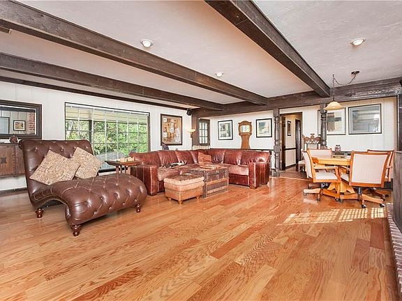 5th image of 14525 Woodbriar Dr