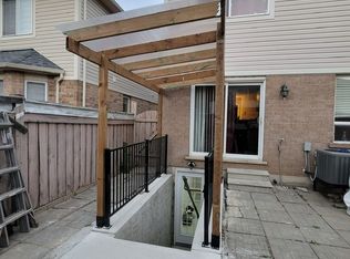 22 Tawnie Cres, Brampton, ON L6X 0L7