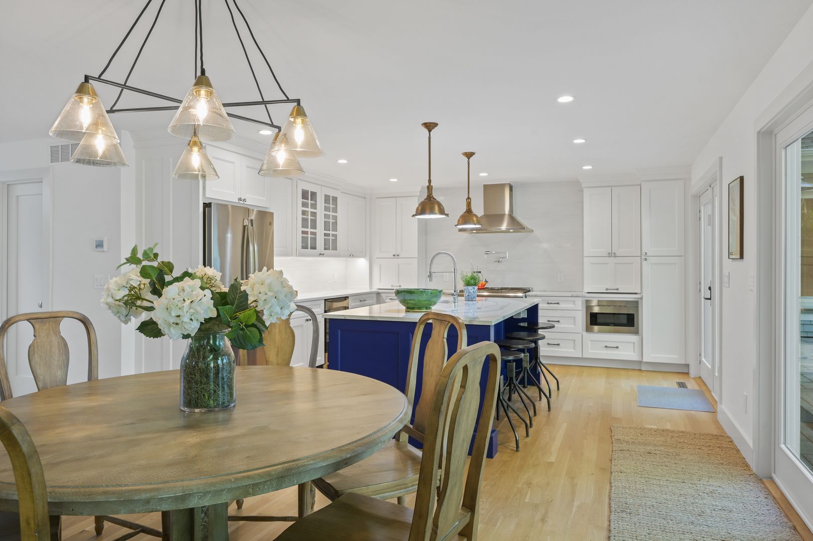  Dining Room/Kitchen