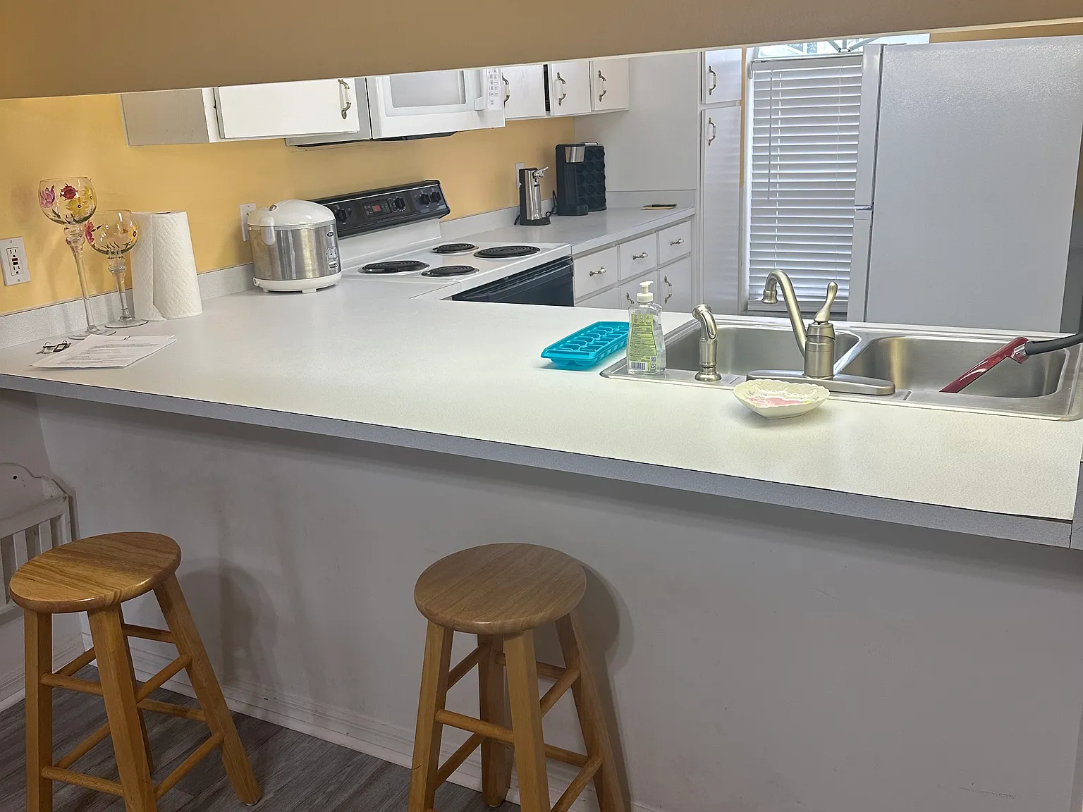2 bed, 1112 sqft, $1,750 — Photo 4