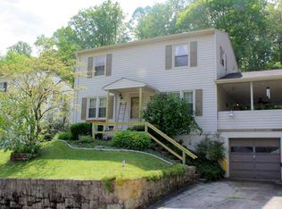 408 Parkway Dr, Huntington, WV 25705