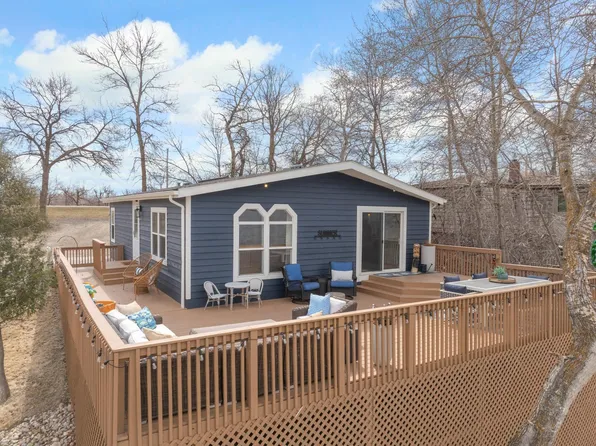 28 Roadside Ranch Rd, Bottineau, ND 58318