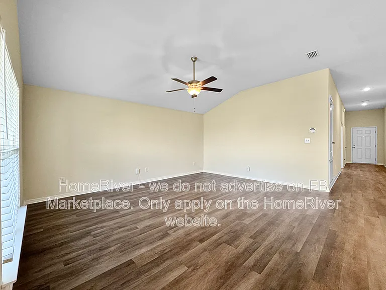 1170 Hayward Loop — Photo 7