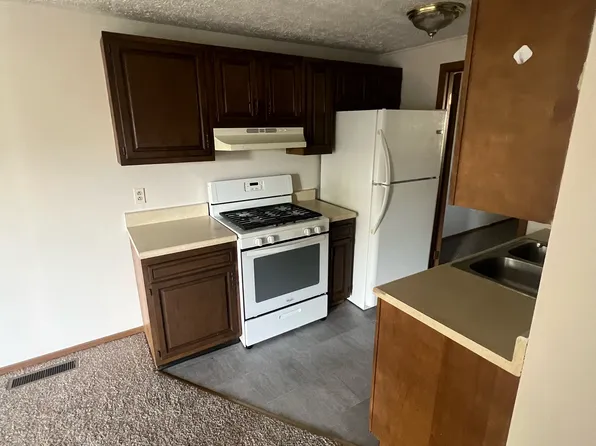 405 Waterside Ave #405, Canal Fulton, OH 44614