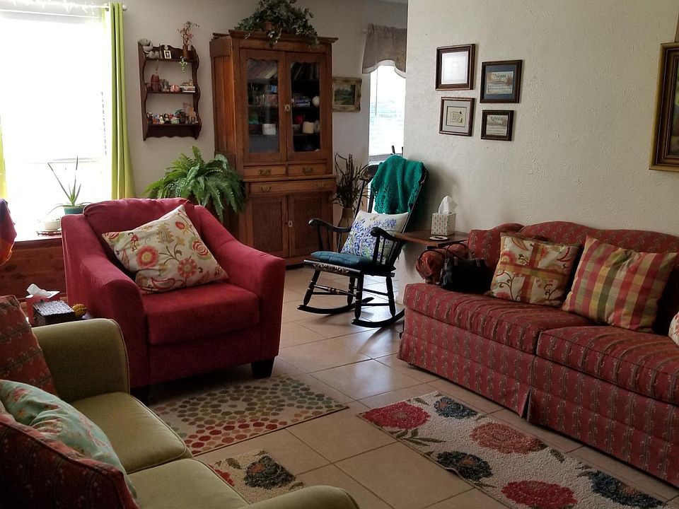 1st image of 611 Highland Ave APT A