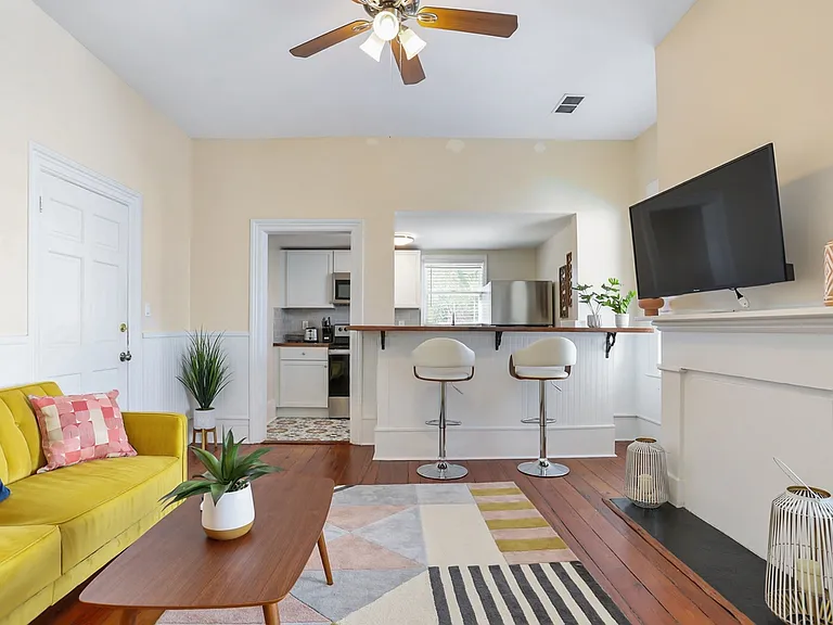 303 W Park Ave #D — Photo 14