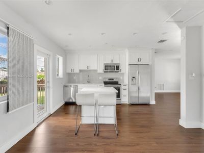 51 NW 56th Ct, Oakland Park, FL, 33309