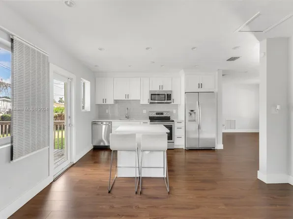 51 NW 56th Ct, Oakland Park, FL 33309