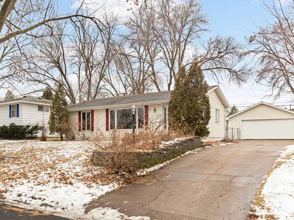 3733 Gettysburg Ave N, New Hope, MN 55427