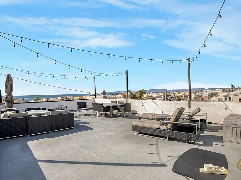 113-115 Monterey Blvd #117 — Photo 3