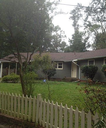 5th image of 110 Evelyn St