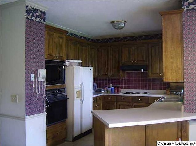 2nd image of 103 Burton St