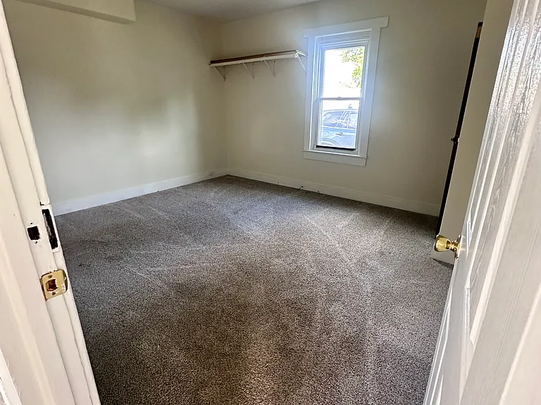 312 Grant St — Photo 10